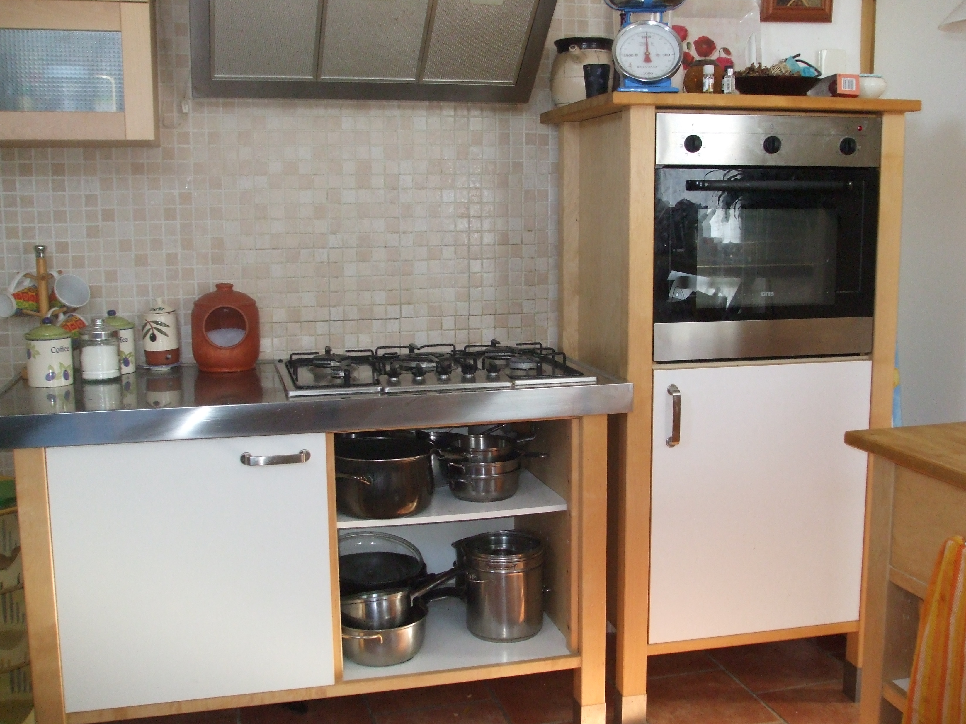 Cucine con colonna forno ad angolo ~ avienix.com for .
