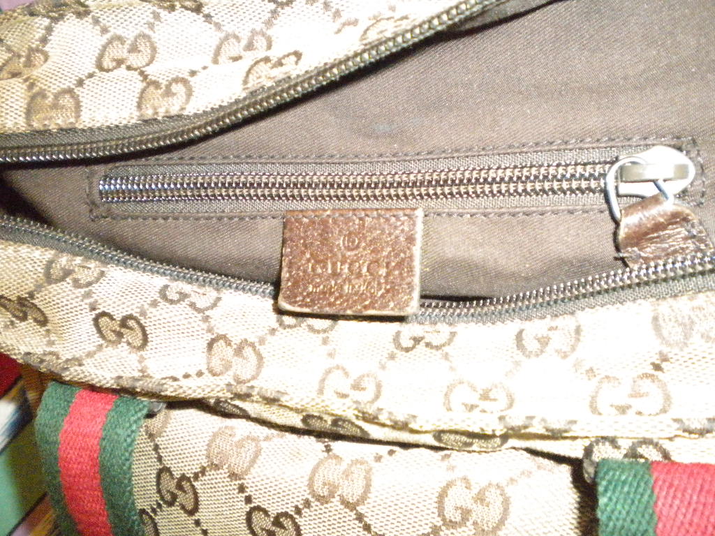 VENDO BORSA GUCCI ORIGINALE, MODELLO SHOPPING PICCOLA COLORE BEIGE CON  MANICI IN PELLE.usata ma in buone condizioni. - Emporia I supermercati dell' usato \u003e Annunci